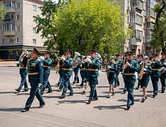 В день города прошли торжественные церемонии возложения цветов