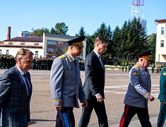 Благовещенские курсанты приняли воинскую присягу на плацу ДВОКУ