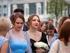 В Благовещенске отгремел выпускной