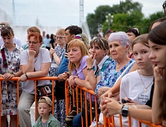 Концерт в поддержку военнослужащих СВО прошёл в Благовещенске