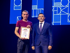 Мэр Благовещенска Олег Имамеев поздравил строителей с профессиональным праздником