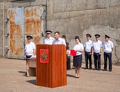 Мэр Благовещенска Олег Имамеев поздравил Госавтоинспекцию с 88-летием со дня основания