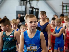 Памятный турнир по вольной борьбе в Благовещенске объединил спортсменов из семи регионов Дальнего Востока