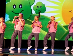 Стартовала традиционная августовская конференция, на которой встретились педагоги и родители