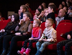 Предновогодний спектакль "Потерянная туфелька"