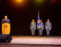 В Благовещенске судебных приставов поздравили с профессиональным праздником 