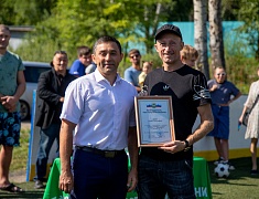 В Благовещенске юные футболисты сыграли на всесезонном корте на Нагорной