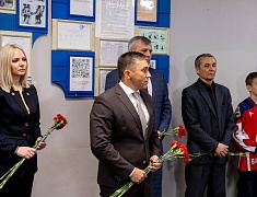 В спортивной школе №3 Благовещенска открыли уголок памяти Героя России Владимира Барахтенко
