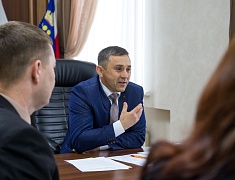 Мэр города Олег Имамеев провел встречу с победителями и призерами муниципального этапа всероссийского конкурса профессионального мастерства «Педагог года-2023»