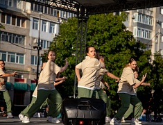  В Благовещенске прошел общегородской «Парад студенчества»
