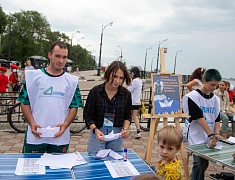 В Благовещенске прошла акция, посвященная Дню памяти детей-жертв войны в Донбассе