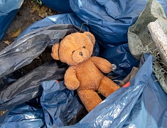 К общегородскому субботнику присоединились работники администрации Благовещенска