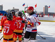 На Амуре между Благовещенском и Хэйхэ прошли Российско-китайские зимние игры