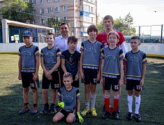 В Благовещенске юные футболисты сыграли на всесезонном корте на Нагорной