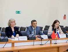 Мэр Благовещенска Олег Имамеев встретился с главой Народного Правительства района Айгунь Сун Цютянь