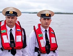 Олег Имамеев поздравил бойцов с Днем Военно-морского флота