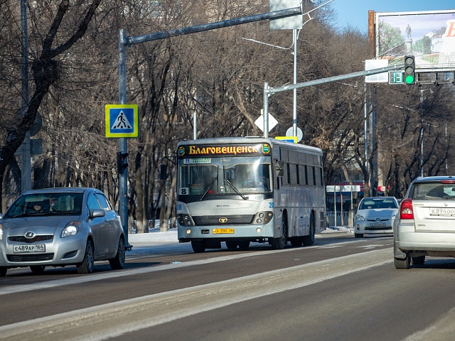Пенсионеры и многодетные благовещенцы будут меньше платить за поездки на «садовых» маршрутах