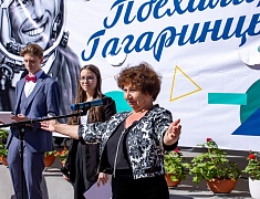 В школах Благовещенска прошли торжественные линейки