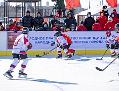 Соревнования по хоккею в рамках Международного российско-китайского фестиваля зимних видов спорта