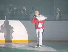 Юные благовещенские фигуристы представили программу «Помним сердцем», посвященную Дню Победы