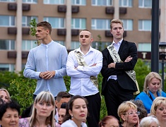 В Благовещенске отгремел выпускной