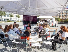 Китайские и русские писатели встретились в Благовещенске на книжном фестивале «Берег»