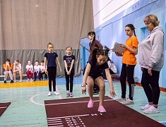 Нормативы комплекса ГТО выполнили педагоги и ученики 26 школы Благовещенска