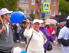 Шествие трудовых коллективов отгремело в Благовещенске!