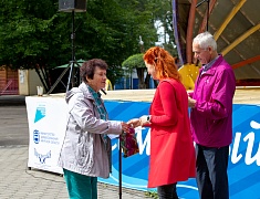 Мэр города Олег Имамеев поприветствовал старшее поколение на празднике в Горпарке