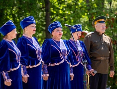 В Первомайском парке прозвучали задорные казачьи песни