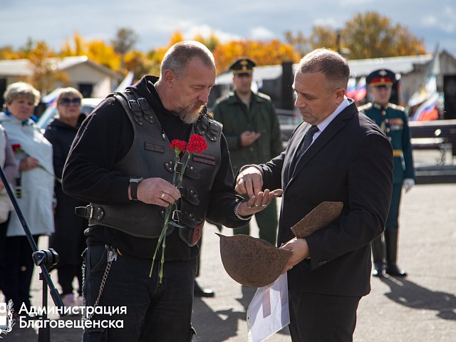 Из огня Сталинграда — на берег Амура: останки Героя Великой Отечественной войны Ивана Антоновича Рудненка перезахоронили на Родине