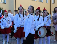 В школах Благовещенска прошли торжественные линейки