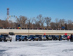 Автомобильные гонки в рамках Международного российско-китайского фестиваля зимних видов спорта