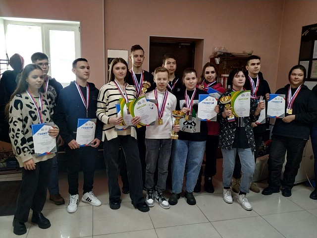 Благовещенские школьники стали лучшими в пулевой стрельбе