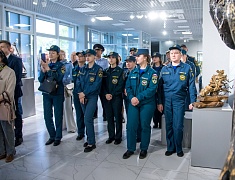 В Выставочном зале открылась персональная выставка Алексея Сидорова