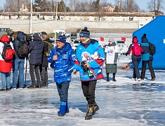 Соревнования по хоккею в рамках Международного российско-китайского фестиваля зимних видов спорта