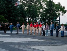 В Благовещенске на площади Победы зажгли «Свечи памяти»