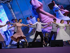 Общегородской выпускной вечер