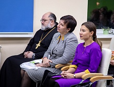 Московский писатель презентовал в Благовещенске книги про СВО