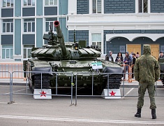 Выставка военной техники ДВОКУ в честь Дня Победы