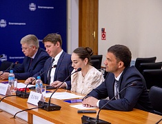 В рамках «АмурЭкспофорума‑2026» представители администрации Благовещенска встретились с делегациями городов Суйхуа, Хэйхэ и района Айхуэй