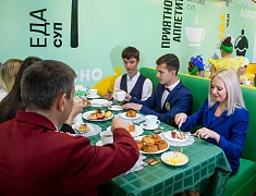 В Благовещенске открыли первое школьное кафе
