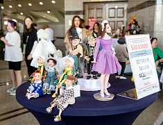 В Благовещенске впервые прошел Бал кукол