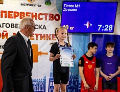 В Благовещенске прошло первенство по тяжёлой атлетике