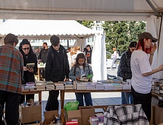 Китайские и русские писатели встретились в Благовещенске на книжном фестивале «Берег»