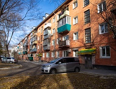 Во дворах Благовещенска за счет экономии средств обновляют проезды