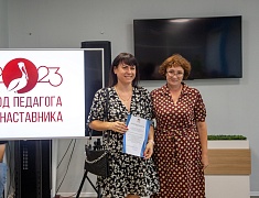 В областной библиотеке открыли выставку рисунков и подвели итоги конкурса «Нам дороги эти позабыть нельзя»