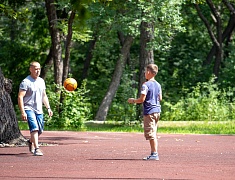 Первомайский парк отметил очередной день рождения