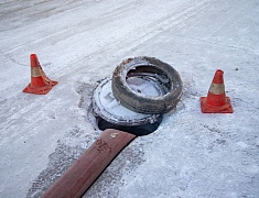 Рабочий выезд мэра по нарушению работы коллектора по Пушкина, 110