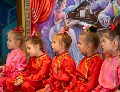 В язык и культуру Поднебесной с сентября погружаются ребята 5-7 лет в прогимназии, детских садах №4 и №28